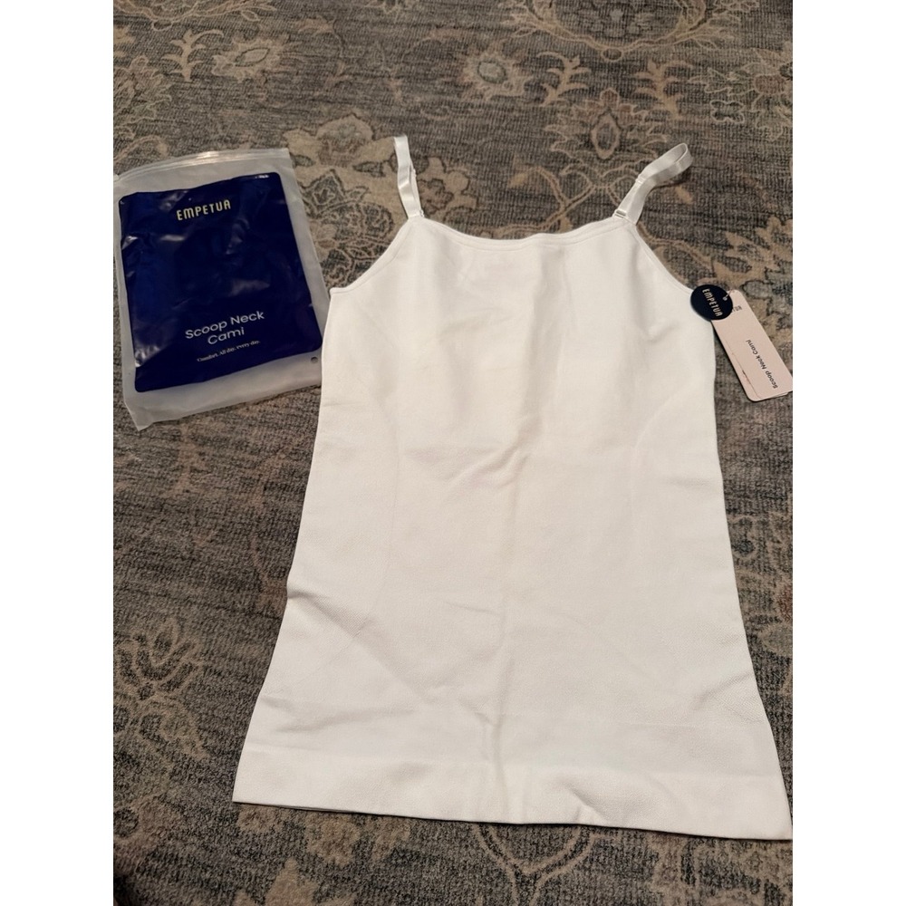 Empetua Scoop Neck Cami Tank Top White Shapermint